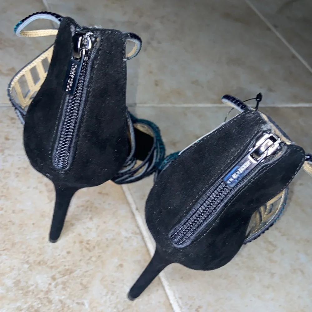 NWOB Jimmy Choo Black Suede Crystal Kallai Pumps - Picture 3 of 7